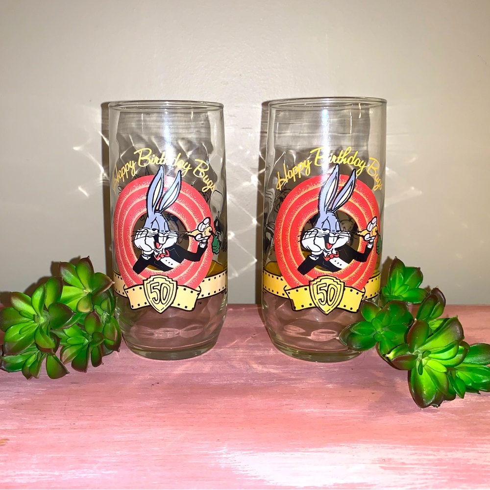 Warner Bros Happy Birthday Bugs Bunny 50th Anniversary Glasses Set of 2 Vintage